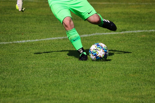 汉堡主帅：霍芬海姆前场逼抢凶悍，波尔森能够参加本轮比赛