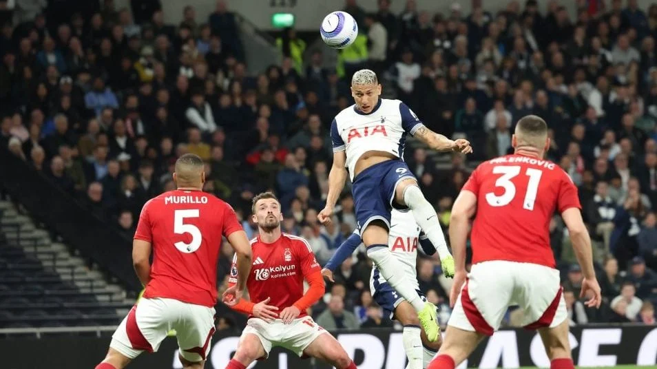 CBA赛季亮点回顾：精彩进球集锦,